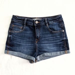 3/$20💕MANGO high waisted denim shorts